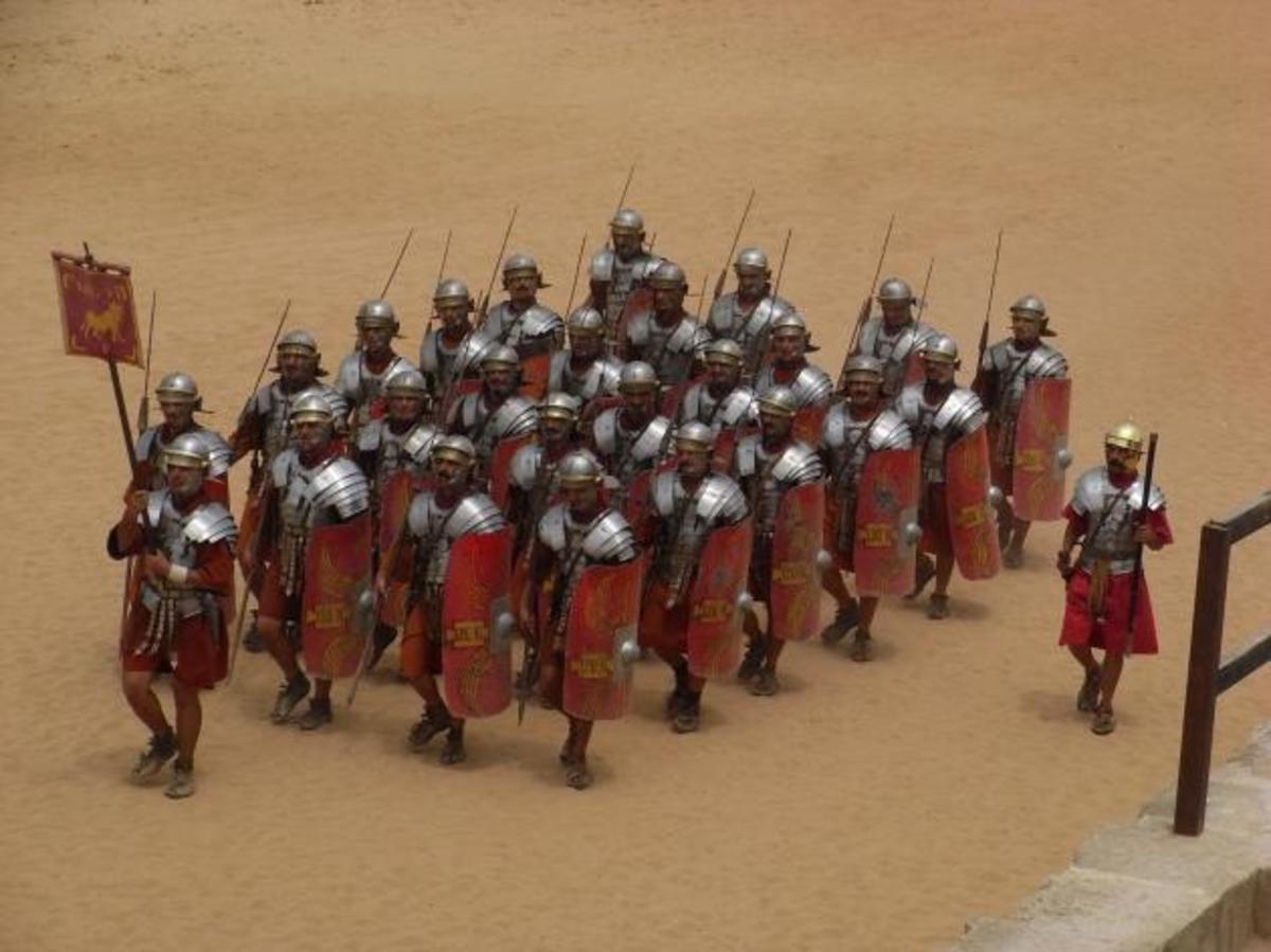 Άγιος Βαλεντίνος: Γιατί πάντρευε κρυφά Ρωμαίους Στρατιωτικούς [pics]