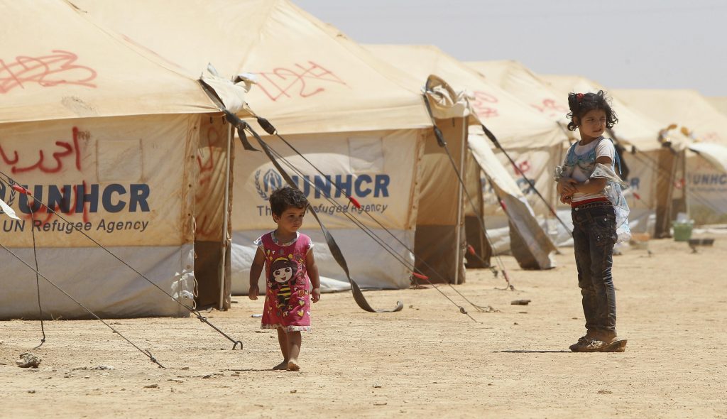 Η Άγκυρα στέλνει ανθρωπιστική βοήθεια στη Συρία