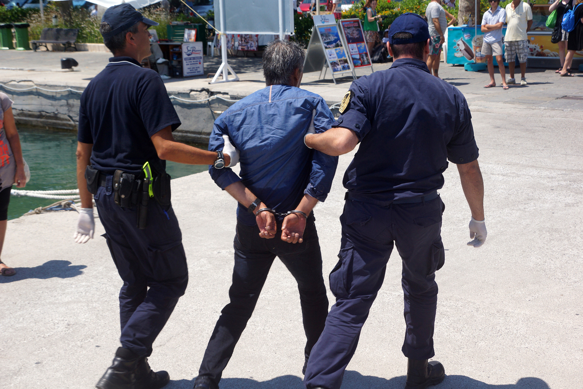 Κομοτηνή: Χειροπέδες σε 46χρονο για παράνομη διακίνηση ανθρώπων