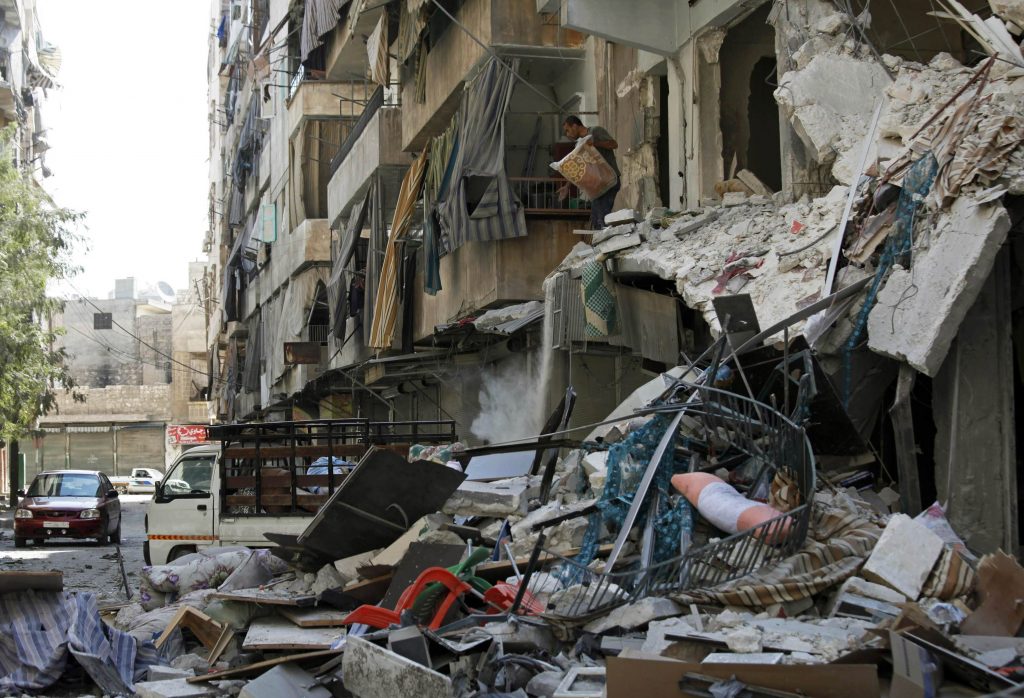 Σφοδρές μάχες στο Χαλέπι και βομβαρδισμοί σε όλη τη Συρία