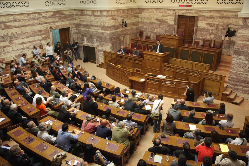Οι 30αρηδες του ΣΥΡΙΖΑ στα έδρανα της Βουλής