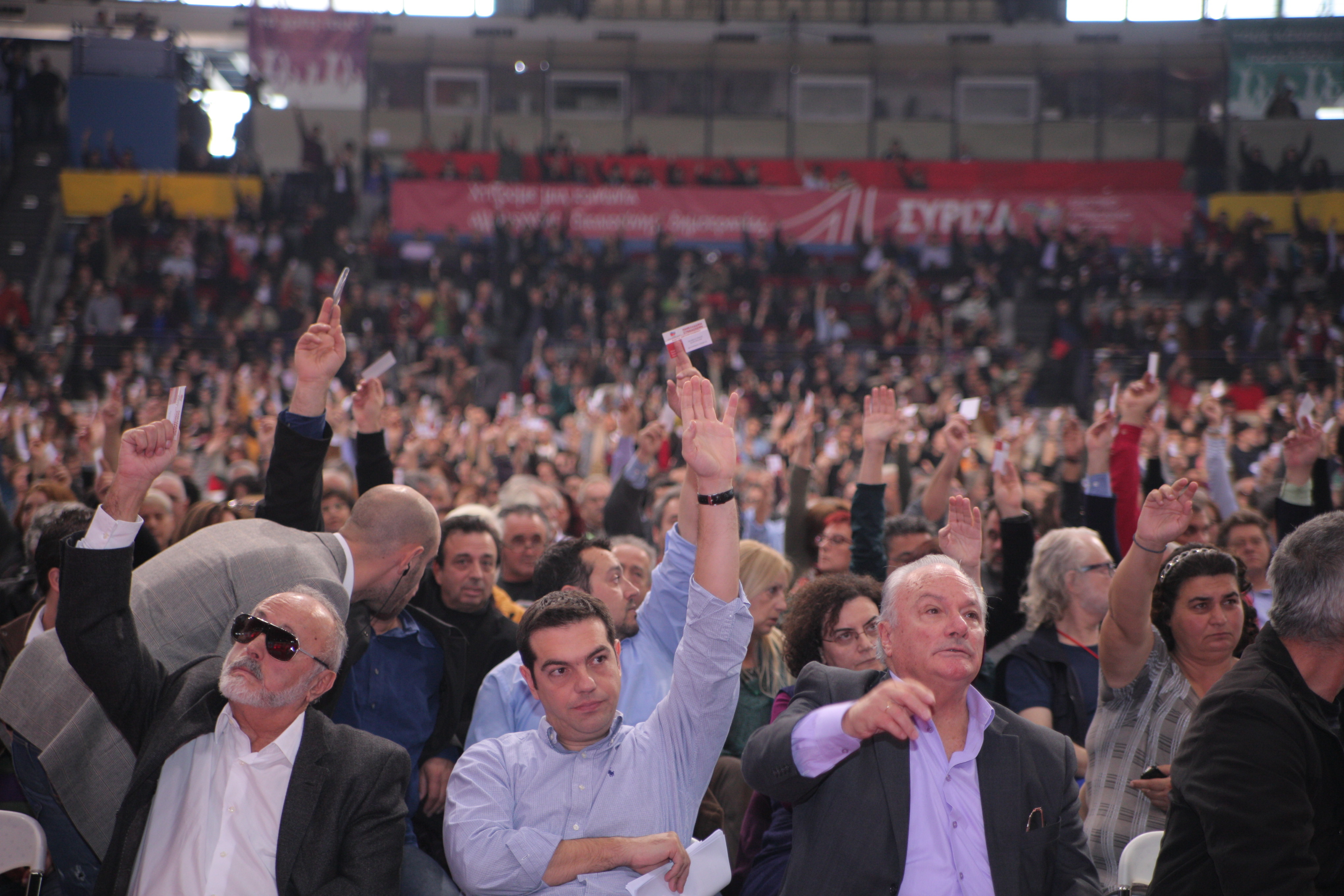 ΣΥΡΙΖΑ: Είμαστε η αυριανή ελπίδα