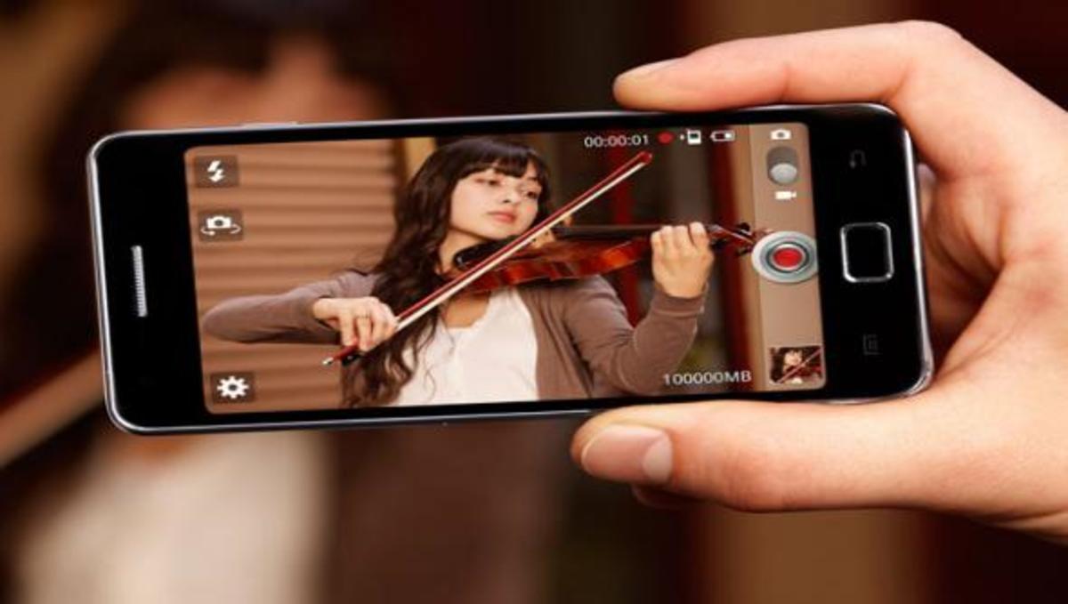 Ανακοινώθηκε το πιο λεπτό smartphone της Samsung και του κόσμου…!