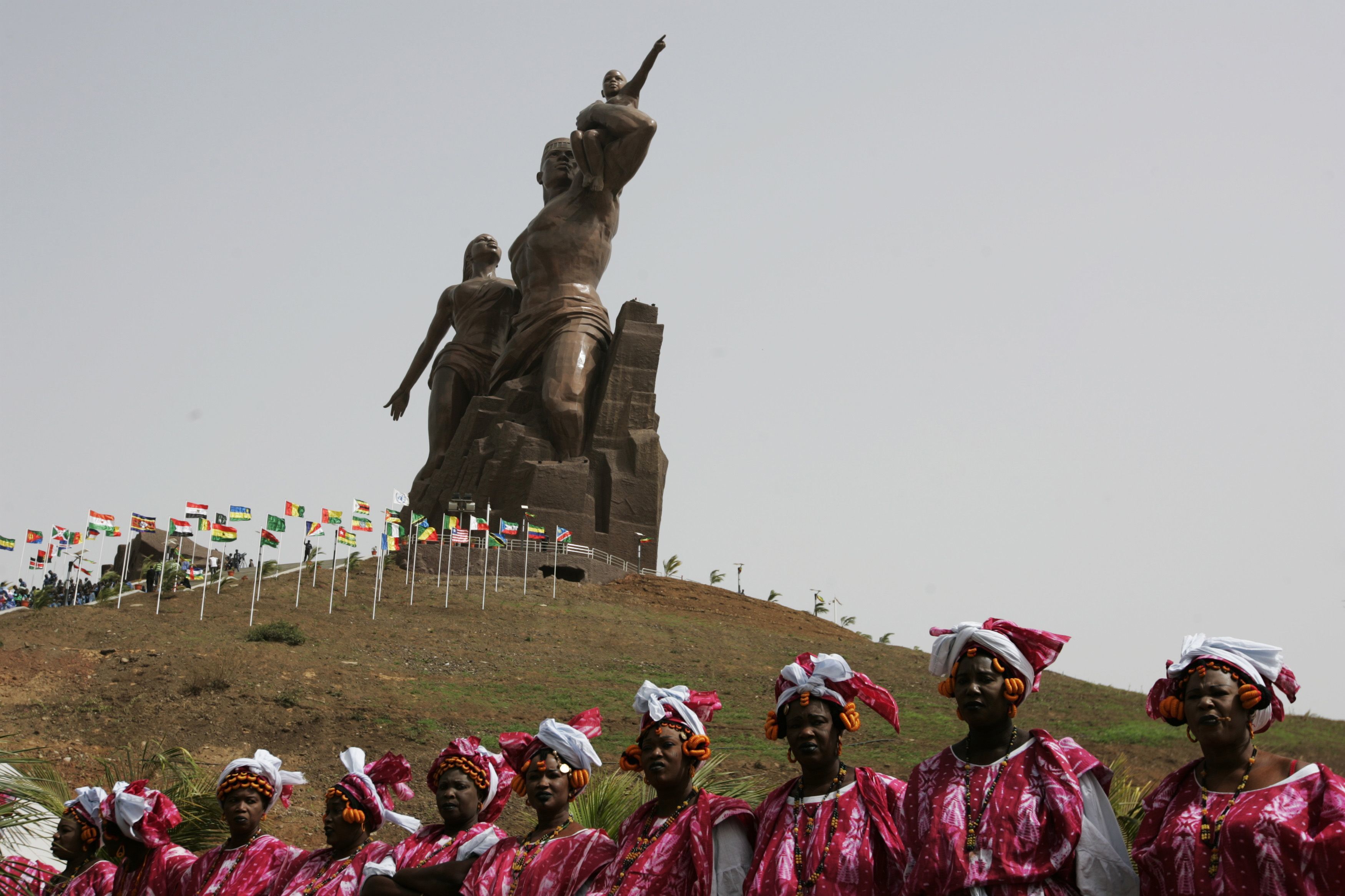 Μνημείο “μεγαλύτερο από το άγαλμα της Ελευθερίας” εγκαινιάστηκε στην Αφρική