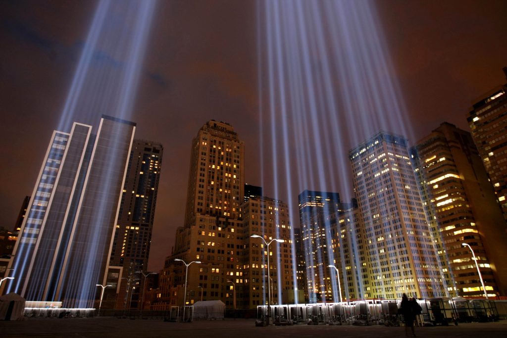 Oι ΗΠΑ τιμούν τους νεκρούς της 11ης Σεπτεμβρίου
