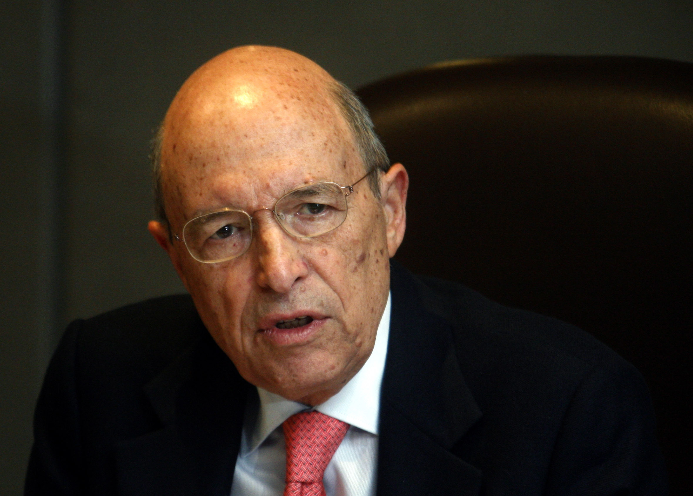 Σημίτης: Οι φόροι δεν ευνοούν την ανάπτυξη