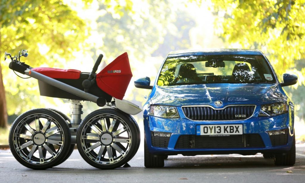 Η Škoda αποκαλύπτει το απόλυτο… καρότσι για μωρά