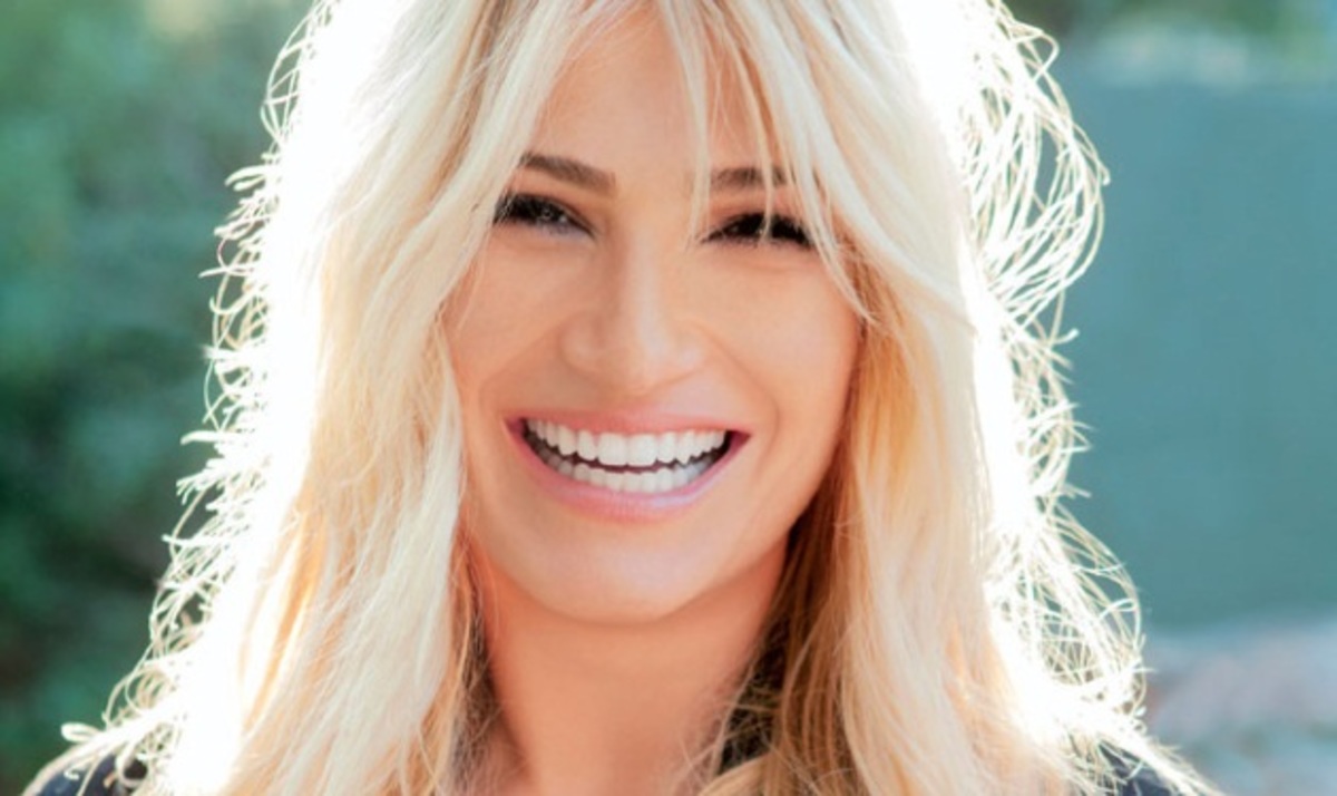 To tweet της Φαίης Σκορδά για την έναρξη του The voice και τον Γιώργο Λιάγκα στο πιάνο!