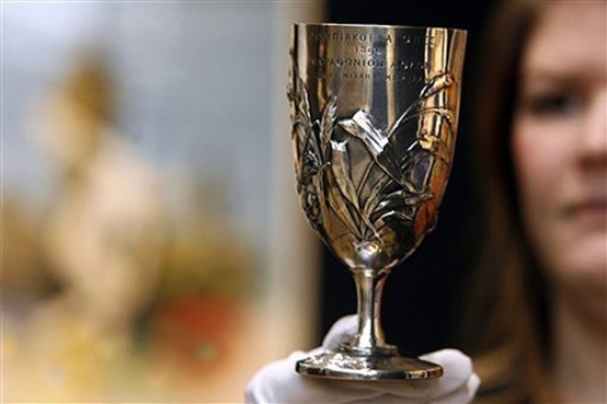Στο Μουσείο Ακρόπολης επέστρεψε το κύπελλο του Σπύρου Λούη