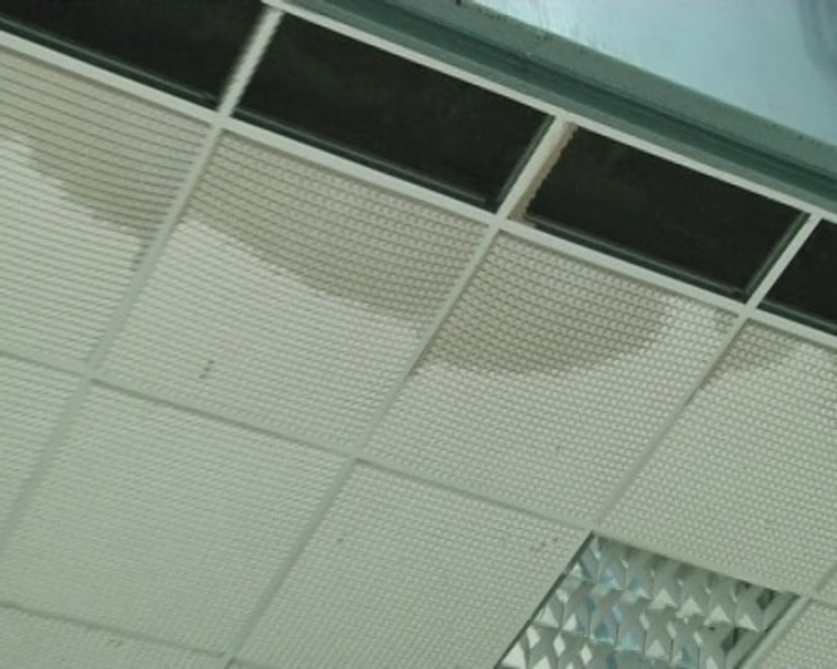 Πλημμύρισε το δημαρχείο Κορίνθου