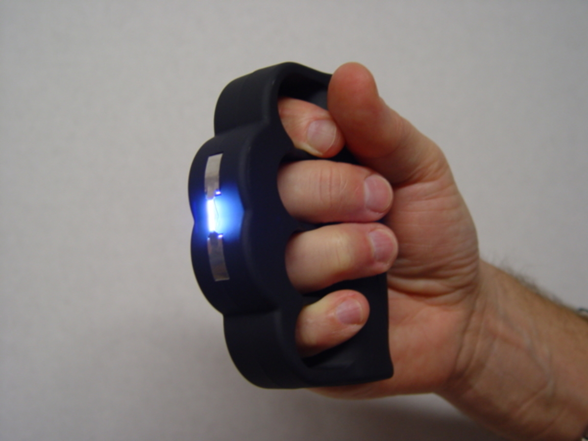 Τον λήστεψαν με συσκευή ηλετρικής εκκένωσης!