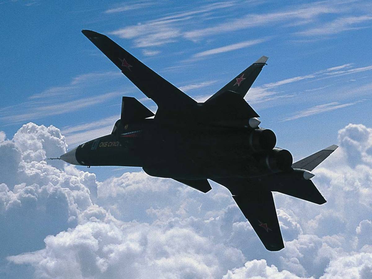 Πέθανε ο Μιχαήλ Σιμόνοφ