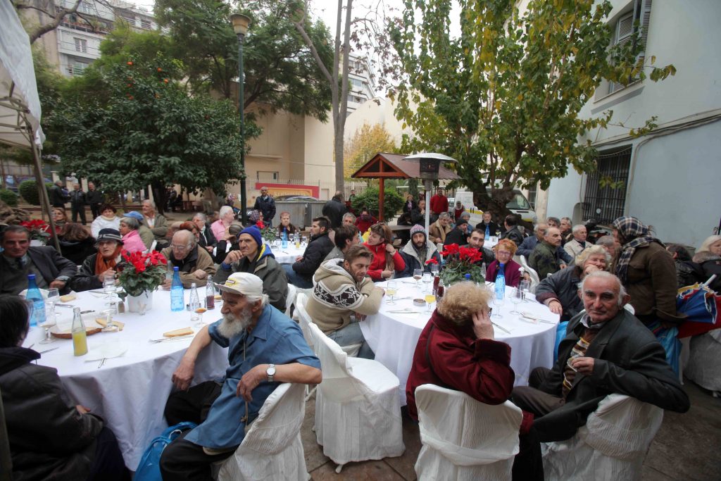 Ουρές συνταξιούχων στα συσσίτια του δήμου…