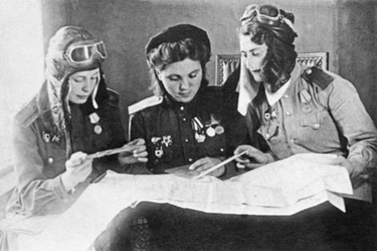 Μπουμπουλίνα: Η μόνη “γυναίκα – ναύαρχος” που τιμήθηκε από Αυτοκράτορα