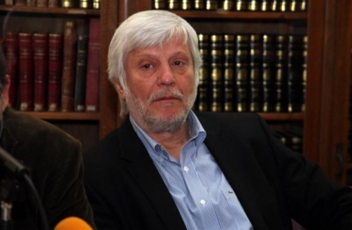 Τρίπολη: Ομαδικά πυρά κατά Τατούλη για τα σκουπίδια – Τον κατηγορούν για εμμονές και αυταρχισμό