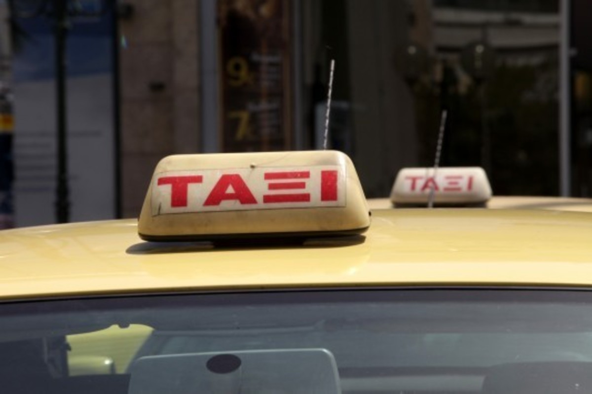 Χειροπέδες σε 14 οδηγούς ταξί με “πειραγμένα” ταξίμετρα
