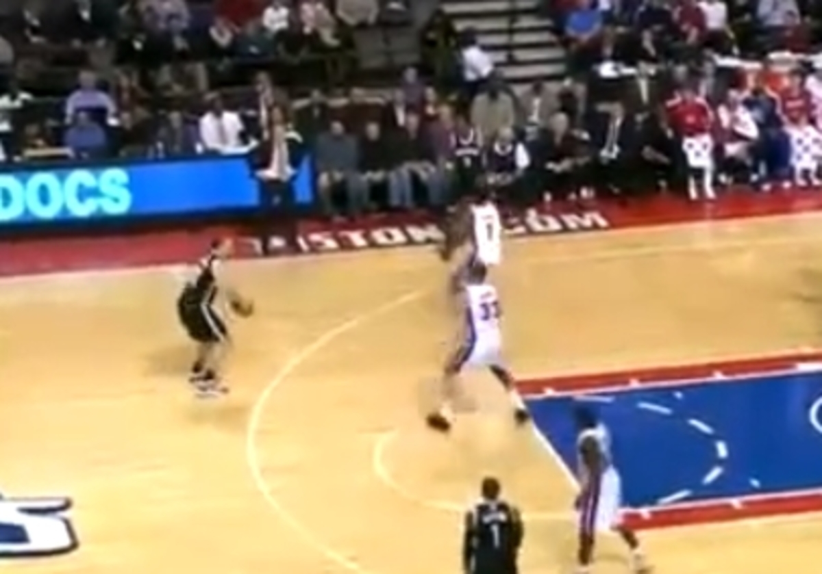 Απίστευτο κατόρθωμα! – 3 airballs σε 39 δευτερόλεπτα ο Τελέτοβιτς(VIDEO)