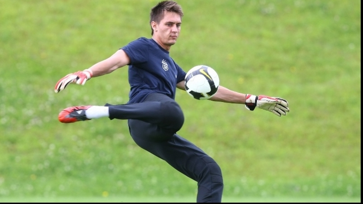 Ερυθρόλευκο… σενάριο για τον “άσο”