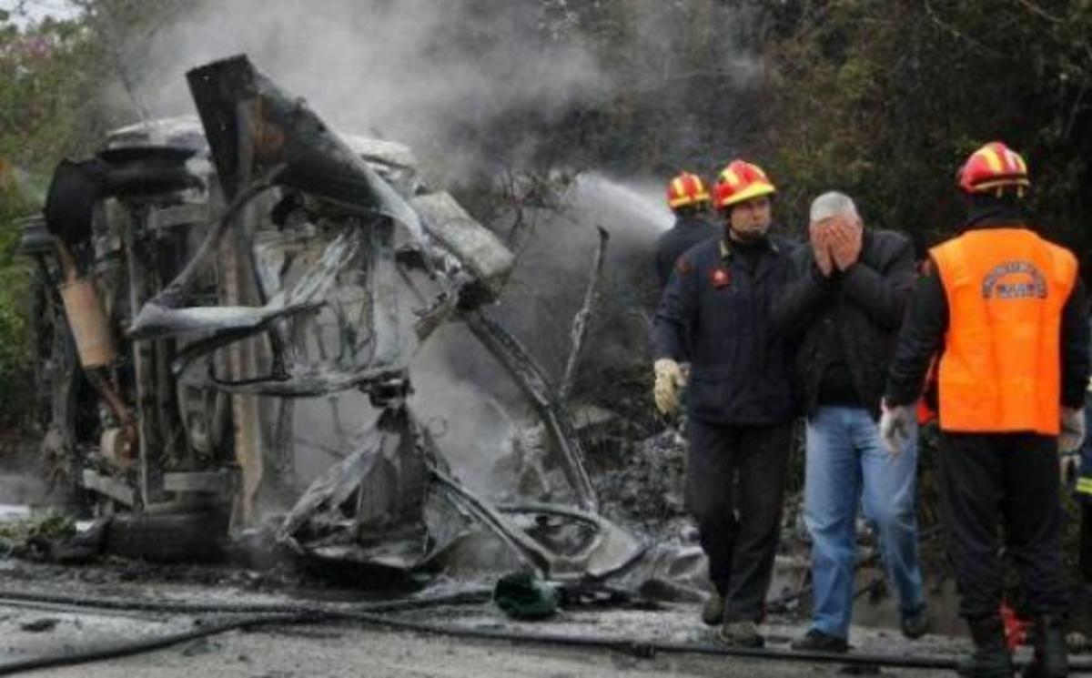 Κρήτη: Κατέρρευσε ο οδηγός του ασθενοφόρου όταν έμαθε για το θάνατο των συναδέλφων του