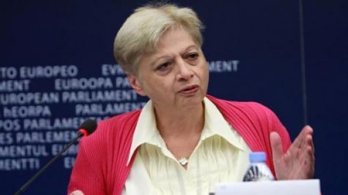Η Κύπρια Ευρωβουλευτής που “τάπωσε” Τούρκο υπουργό