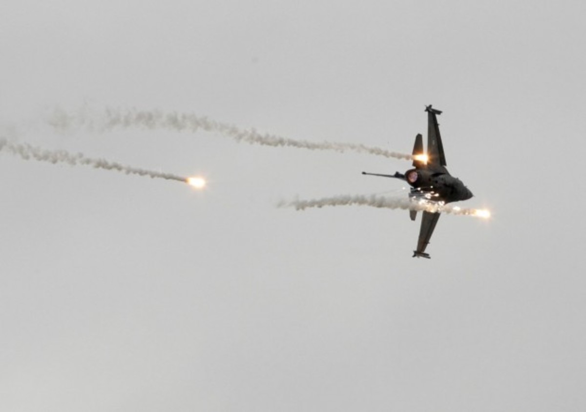 Ελληνοτουρκικά: Με ψηλά το κεφάλι αλλά και με ψυχραιμία η διαχείριση της κρίσης