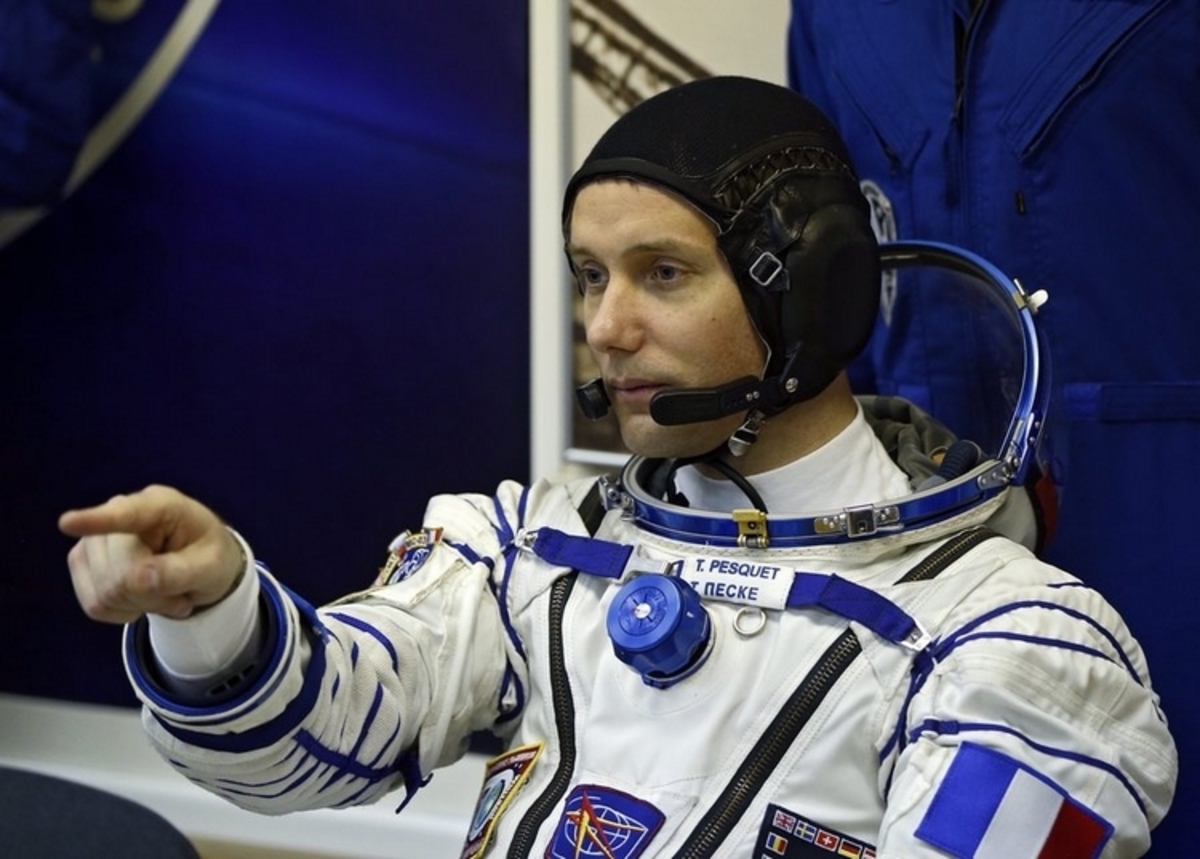 Έφτιαξε “διαστημικά μακαρόν” για τα γενέθλια του αστροναύτη Τομά Πεσκέ