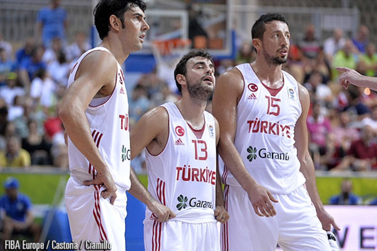 Το τουρκικό “φιάσκο” και οι...γίγαντες που έγιναν νάνοι! eurobasket2013.org