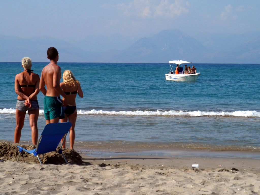 “Απόβαση” Αυστριακών στα ελληνικά νησιά – Επιστροφή στην κορυφή των προτιμήσεων