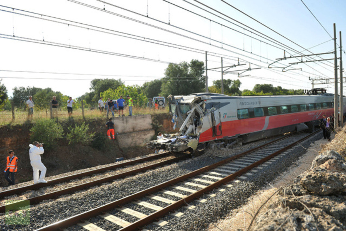Πολύνεκρο σιδηροδρομικό δυστύχημα στην Ιταλία