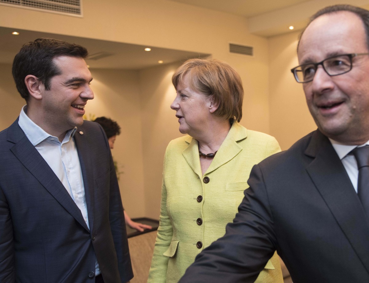 Το τελευταίο ριψοκίνδυνο χαρτί της κυβέρνησης – Δίνουν το κείμενο της συμφωνίας στη δημοσιότητα για να πιέσουν τους δανειστές