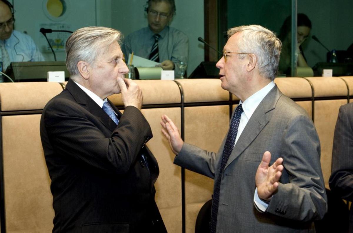 Τρεμόντι: “Η Ελλάδα δεν πρέπει να βγει από το ευρώ”