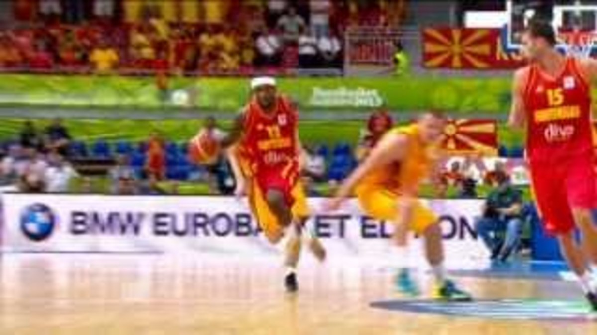 Οι δηλώσεις του Τρινκιέρι μετά τη νίκη επί της Σουηδίας