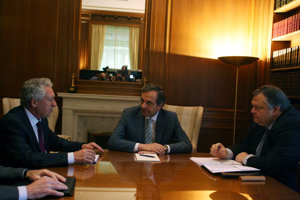 Η Κυριακή των… κρίσιμων συναντήσεων!