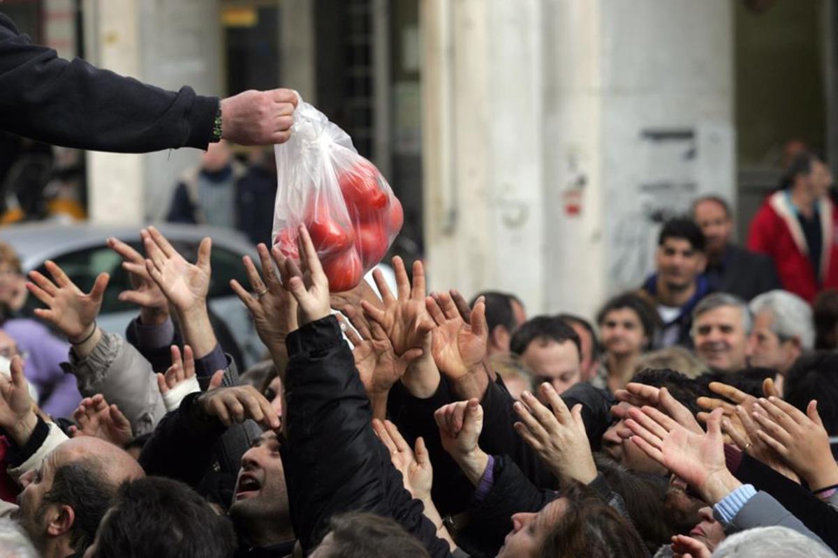 Το 80% των Ελλήνων δεν μπορεί να αγοράσει βασικά τρόφιμα!