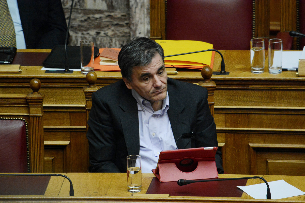 Άσχημη πρόβλεψη Τσακαλώτου: Μπορεί να συμβιβαστούμε για τα στεγαστικά δάνεια