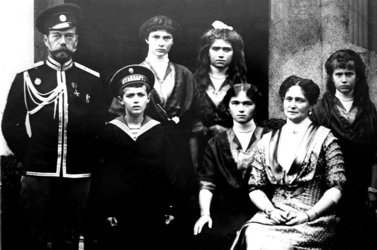 Ταυτοποιήθηκαν τα λείψανα! Είναι του τσάρου Νικόλαου Β’