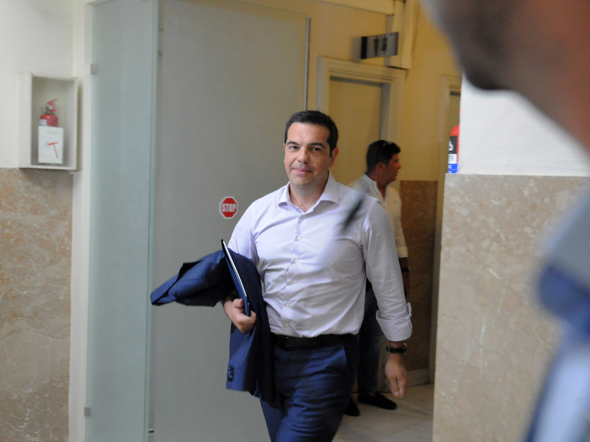 Το πιο γρήγορο Μνημόνιο! Σήμερα ή αύριο κλείνει η συμφωνία! Η ντρίμπλα του Αλέξη Τσίπρα