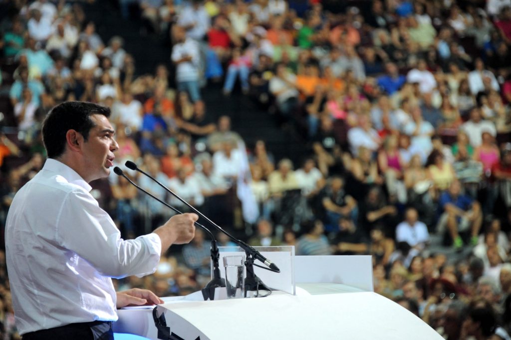 Στιγμιότυπο από την ομιλία του Α. Τσίπρα στο ιδρυτικό συνέδριο του ΣΥΡΙΖΑ ΦΩΤΟ EUROKINISSI