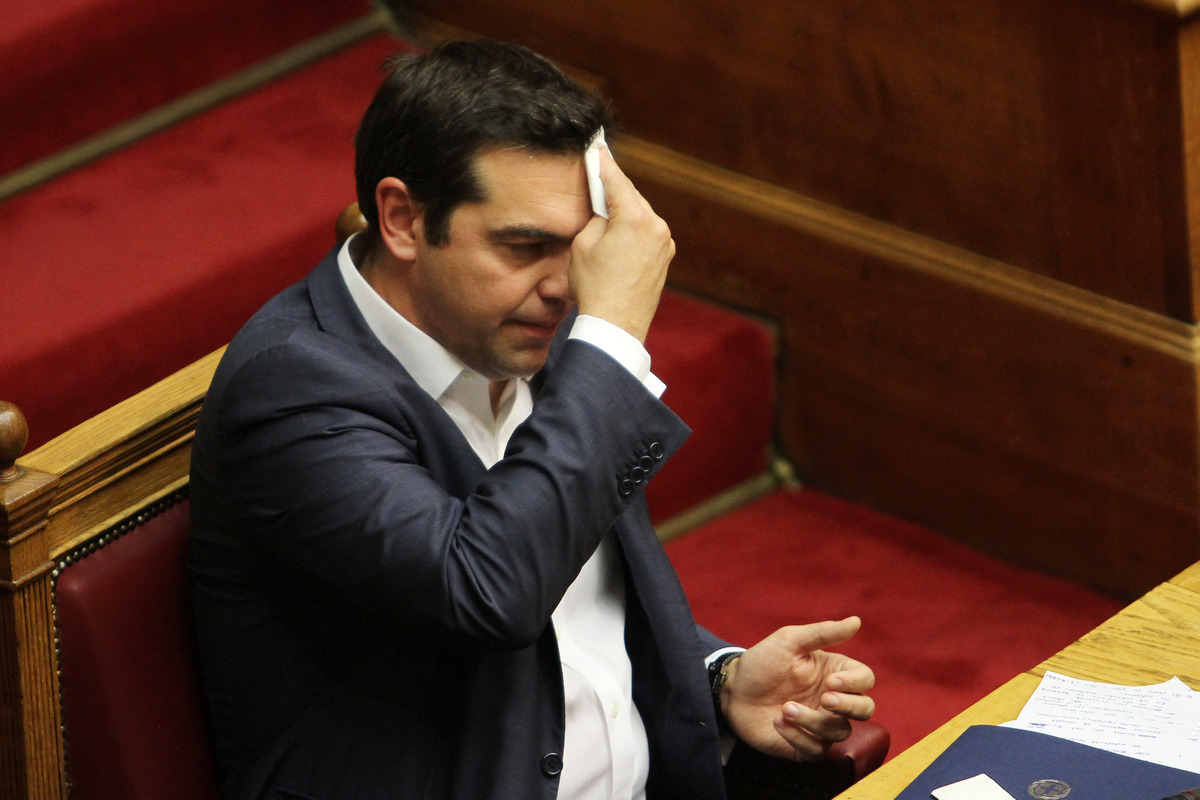 Financial Times: Κύριε Τσίπρα αφήστε τις ελληνικές τράπεζες ήσυχες