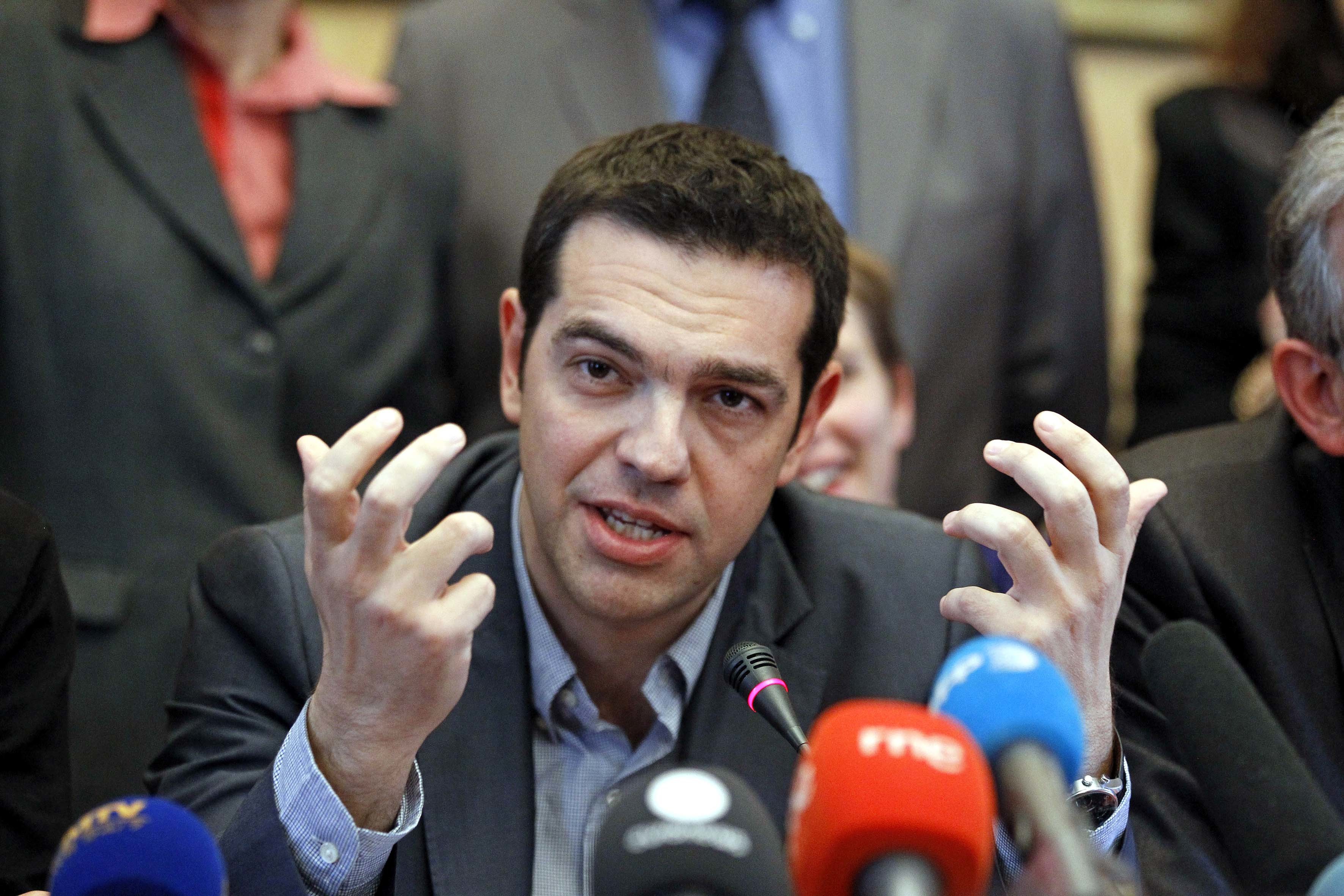 “Βοηθούν την Ελλάδα να αυτοκτονήσει”