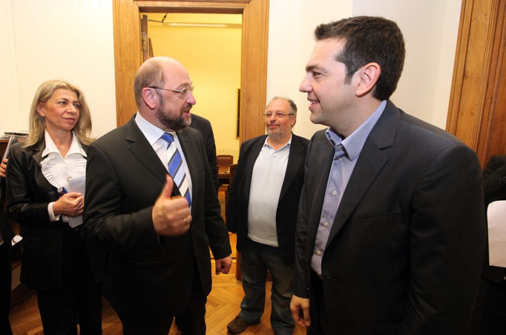 Πρόεδρος Ευρωβουλής: Προειδοποίησα τον Τσίπρα με στάση πληρωμών