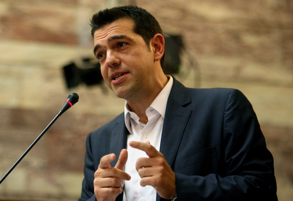 ΣΥΡΙΖΑ: “Ο Σαμαράς έκανε την εντολή του λαού για επαναδιαπραγμάτευση κουρελόχαρτο και την πέταξε στα σκουπίδια”