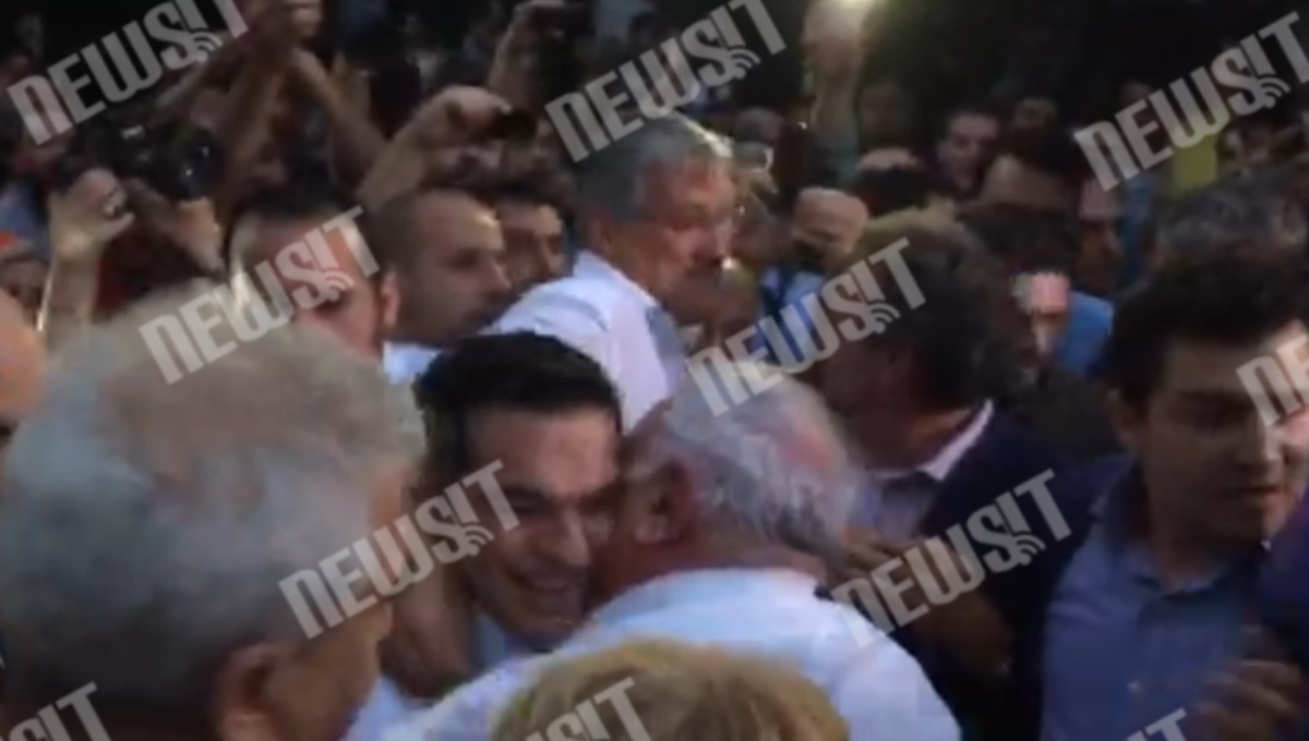 Τσίπρας προς Σύνταγμα