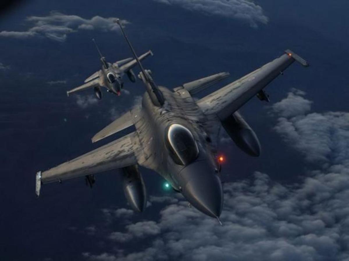Νέες παραβιάσεις: Αερομαχίες με τουρκικά μαχητικά στο Αιγαίο