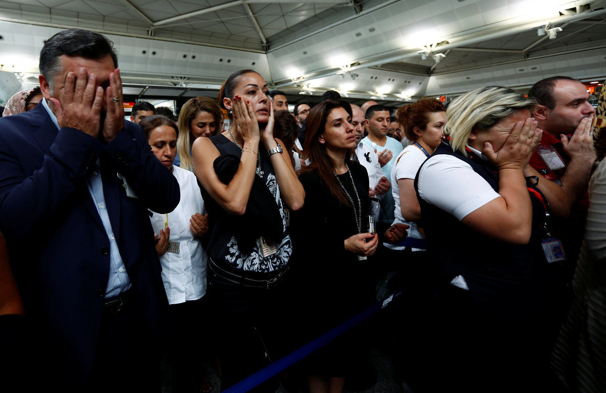 Οι συγκλονιστικές ιστορίες των θυμάτων του μακελειού στην Κωνσταντινούπολη