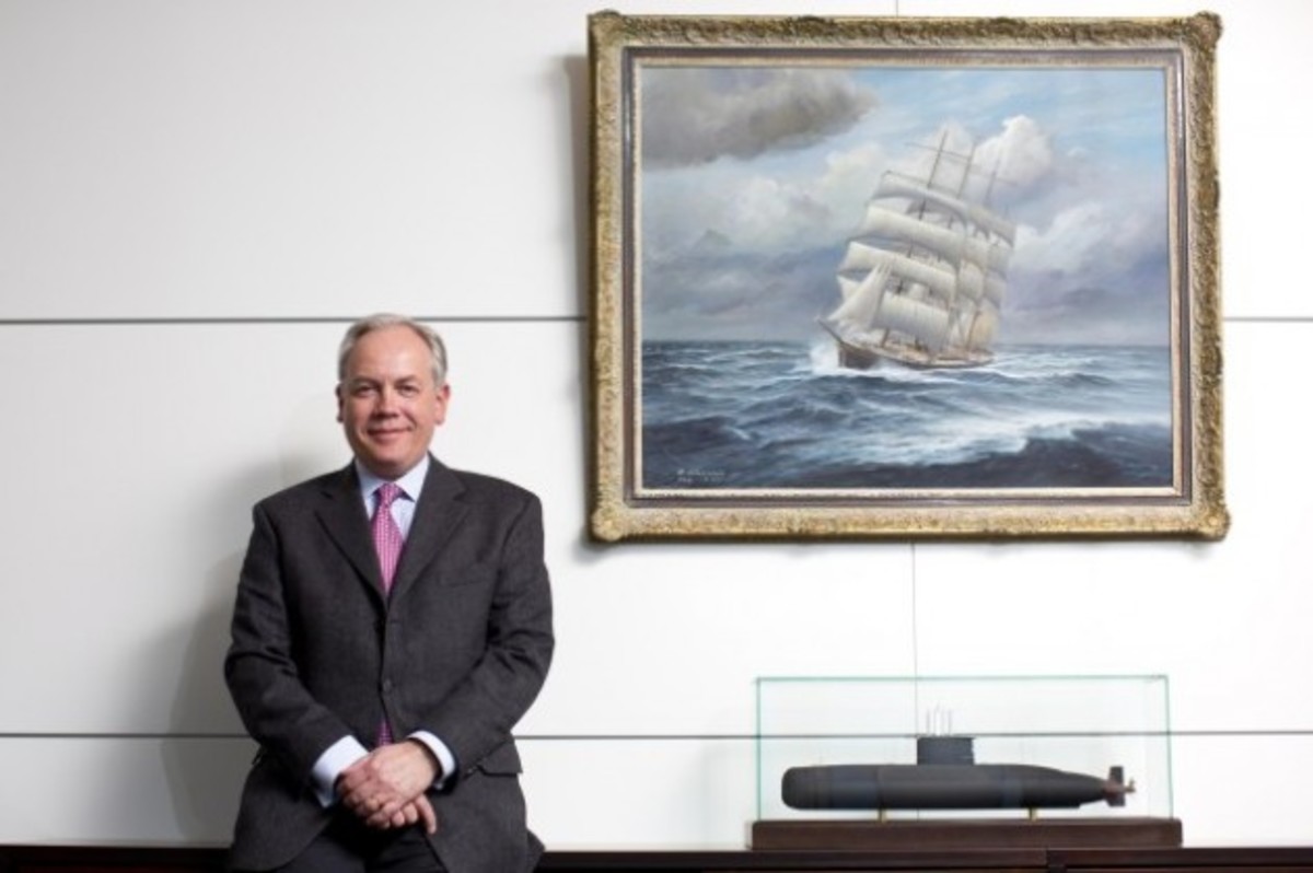 Γιατί ο ΥΕΘΑ αποφάσισε να δει “εντός έδρας” το “αφεντικό” της Thyssen για τα υποβρύχια