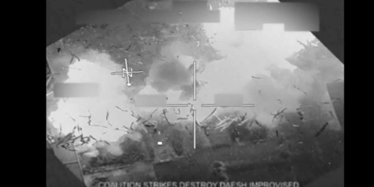 Έτσι καταστρέφουν εγκαταστάσεις εκρηκτικών των τζιχαντιστών! Εντυπωσιακό ΒΙΝΤΕΟ