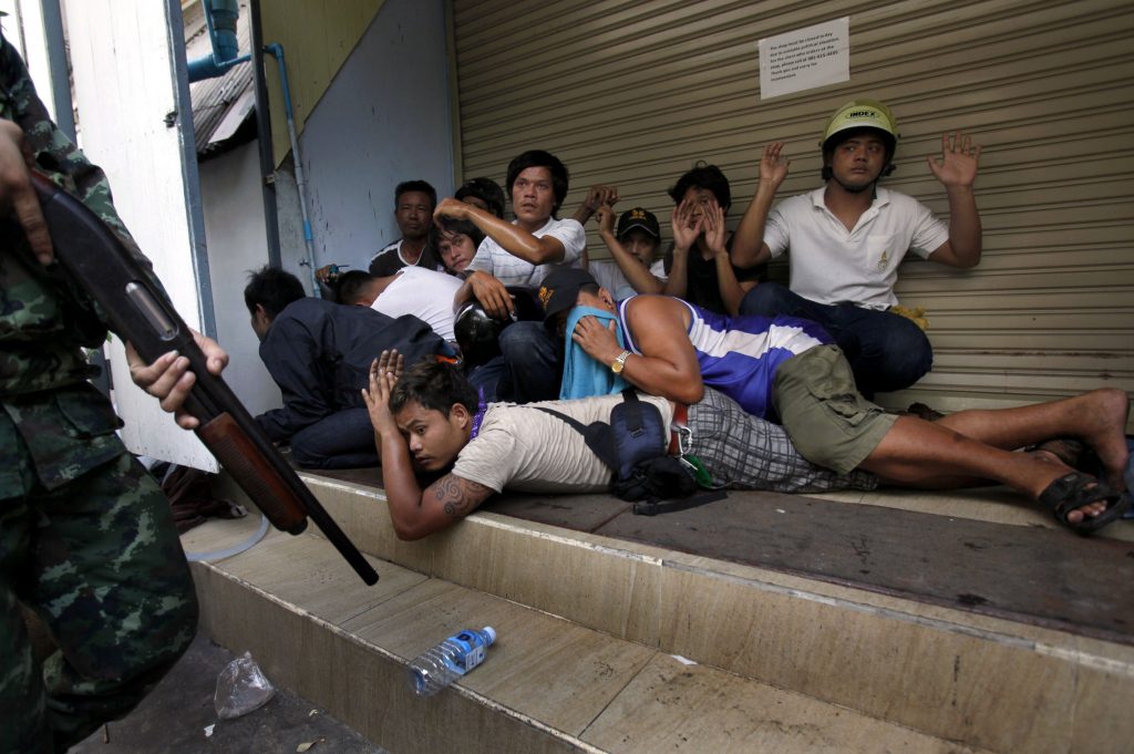 Κόλαση στην Ταϊλάνδη – Αυξάνονται οι νεκροί