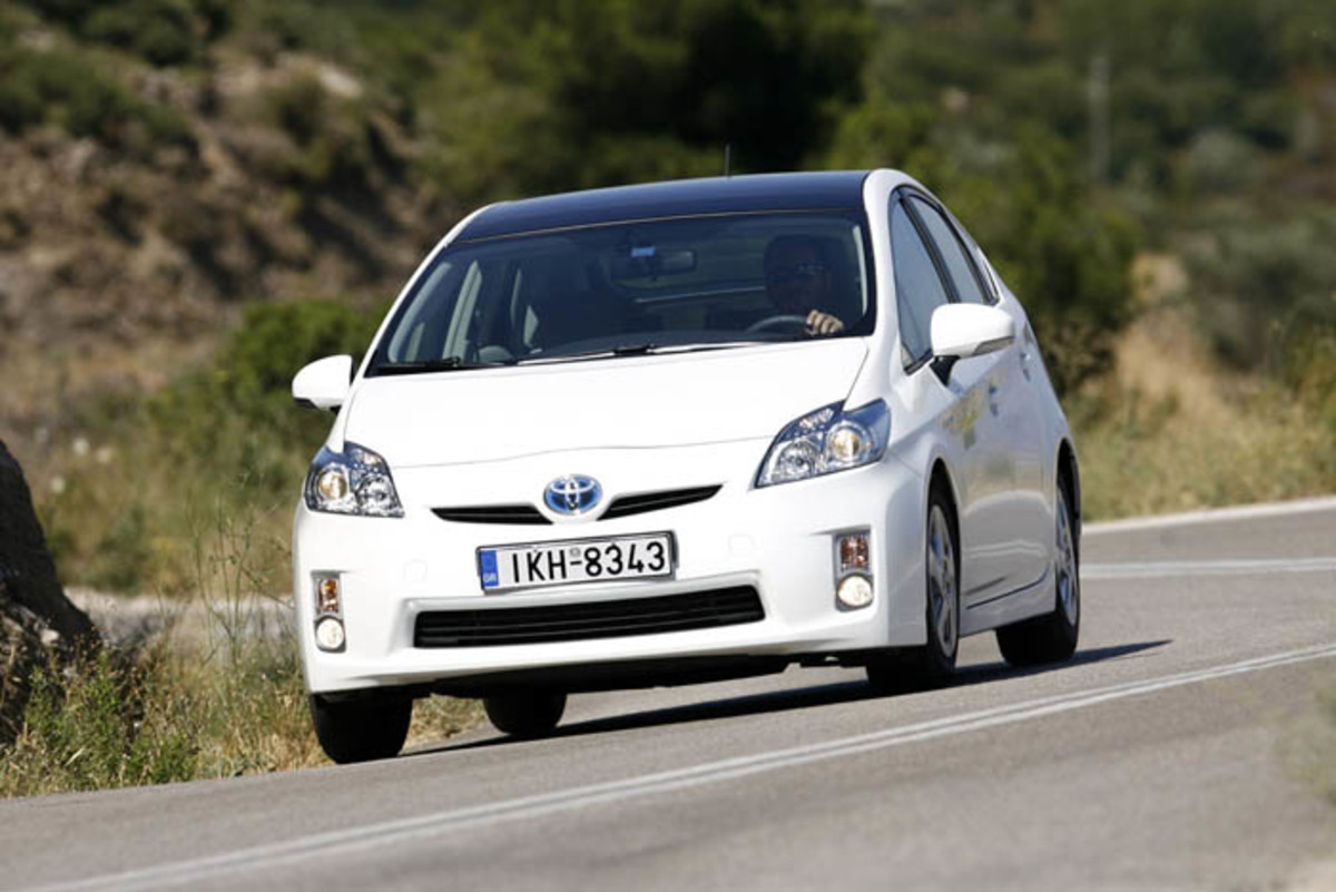 Ανακαλούνται 138 Toyota Prius που πουλήθηκαν στην χώρα μας