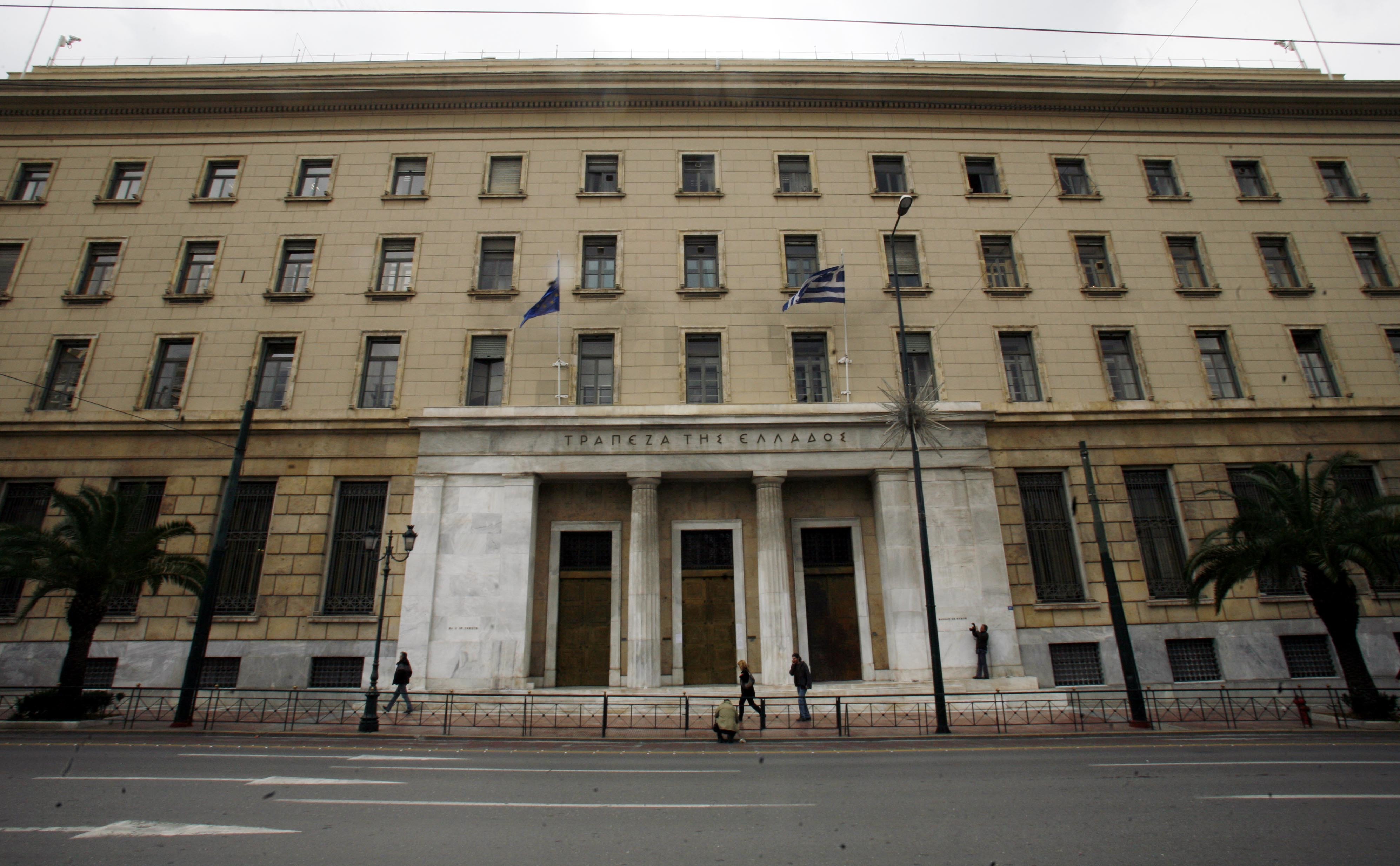 Πτώση στο ταξιδιωτικό ισοζύγιο τον Μάιο